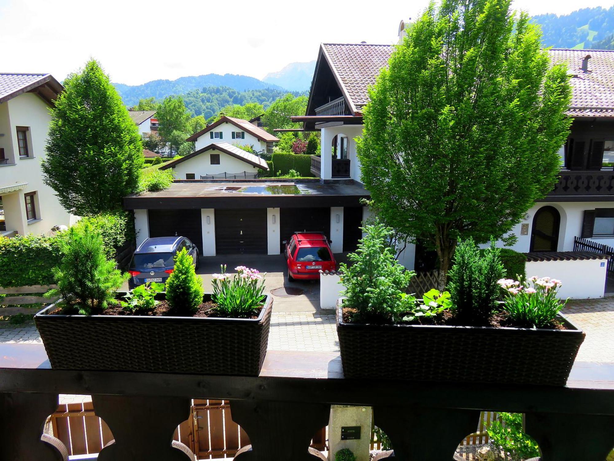 Ferienwohnung Ariane Гармиш-Партенкирхен Экстерьер фото